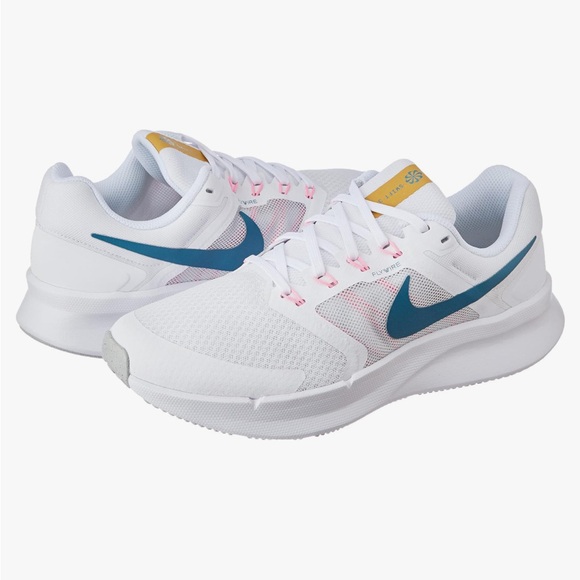 Nike swift run tennis shoes - Picture 1 of 4